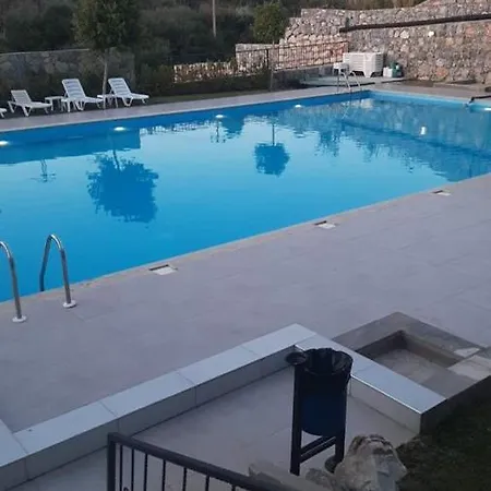 Daire Semiramis Garden